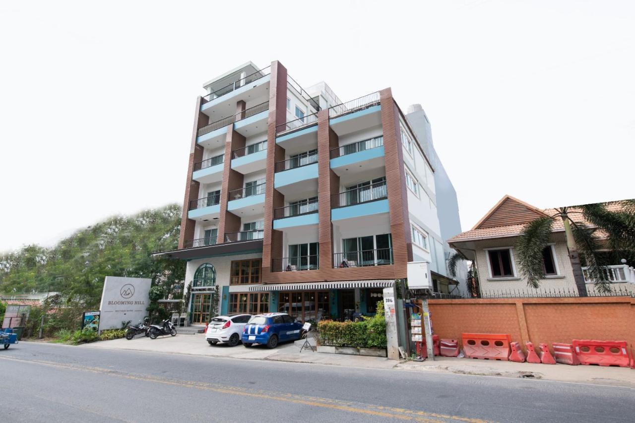 Blooming Hill Boutique Suites Pattaya Extérieur photo