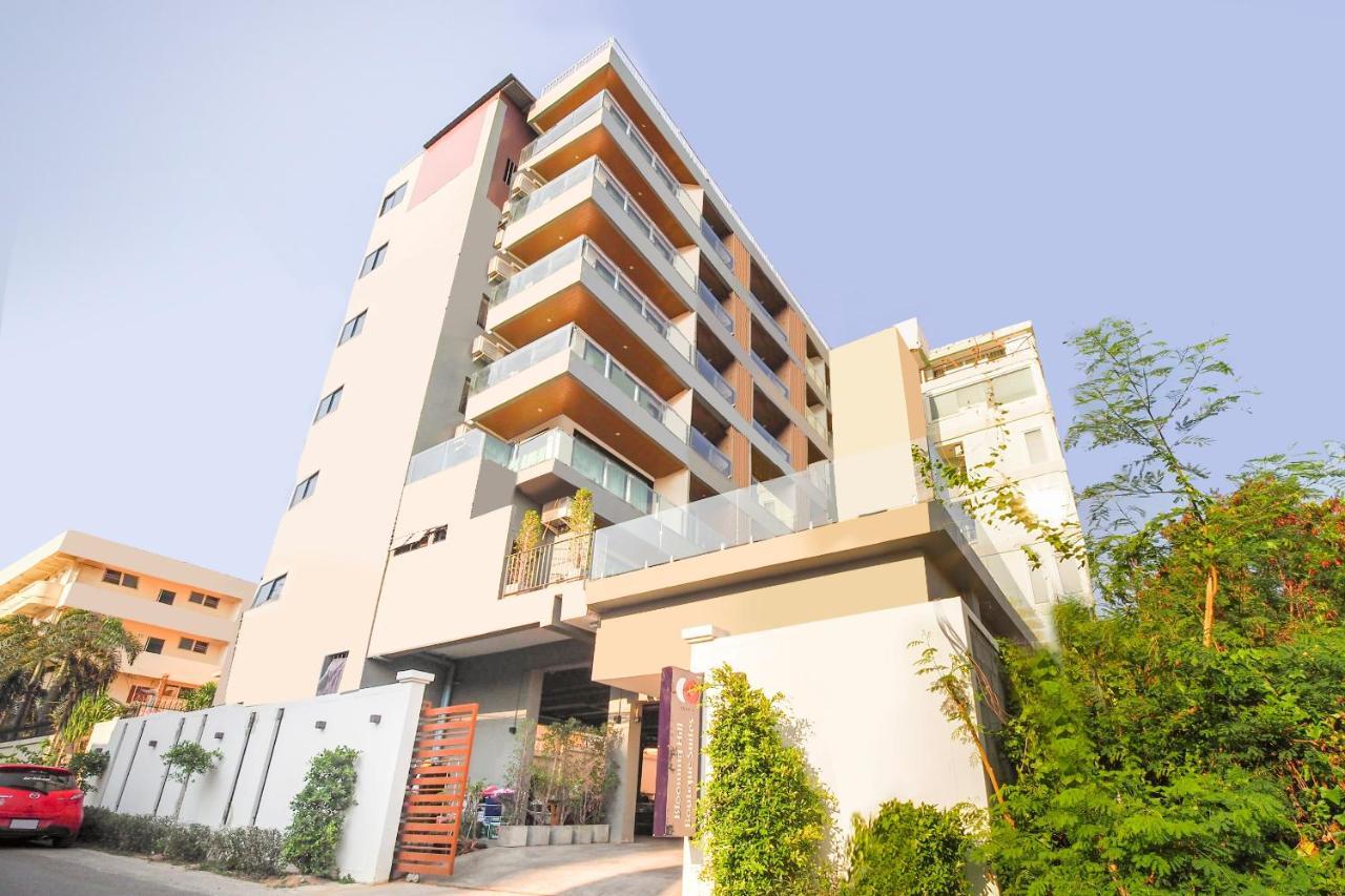 Blooming Hill Boutique Suites Pattaya Extérieur photo