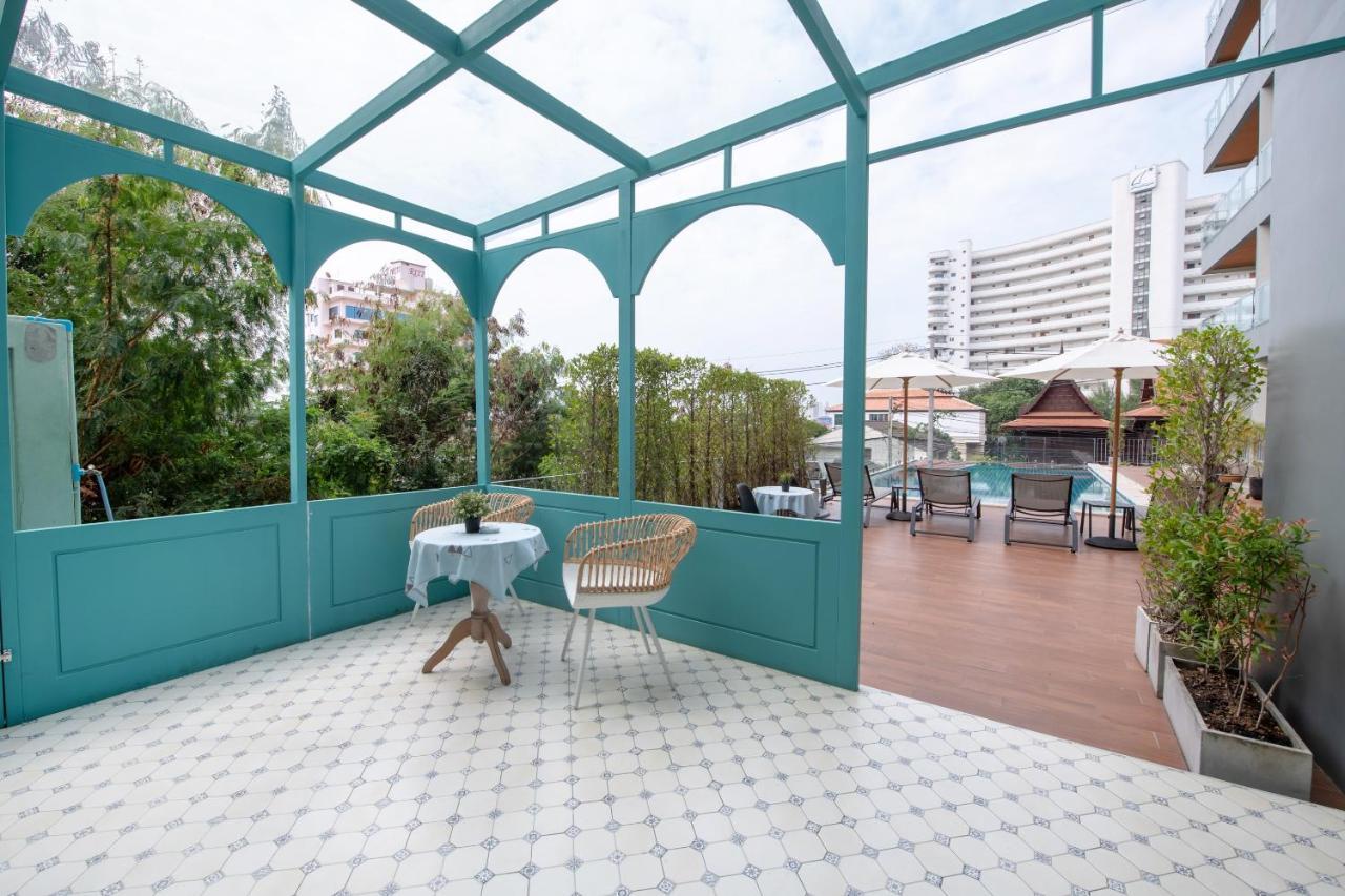 Blooming Hill Boutique Suites Pattaya Extérieur photo