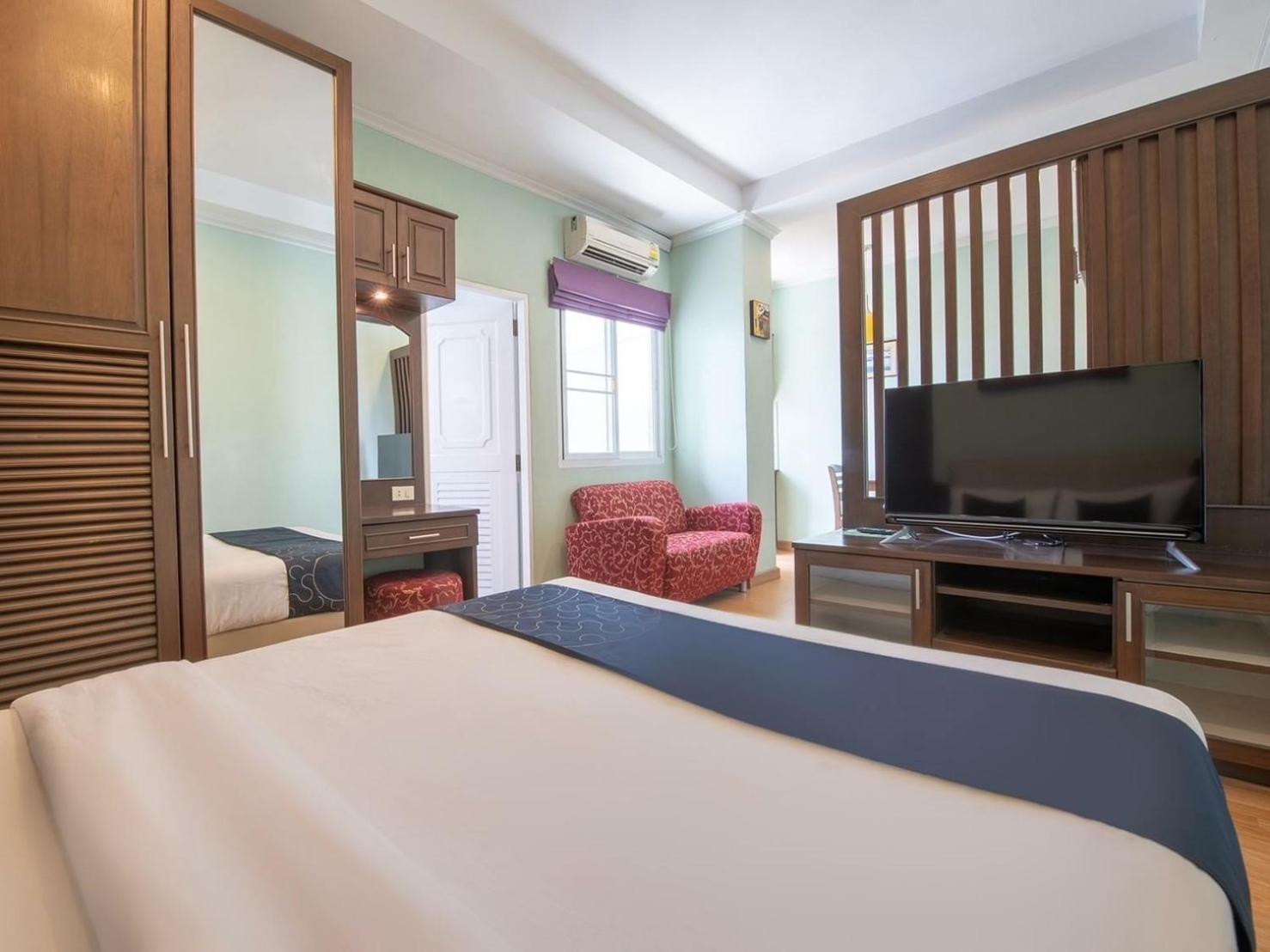 Blooming Hill Boutique Suites Pattaya Extérieur photo
